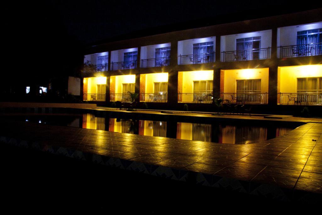 Chamba Valley Exotic Hotel Lusaka Dış mekan fotoğraf