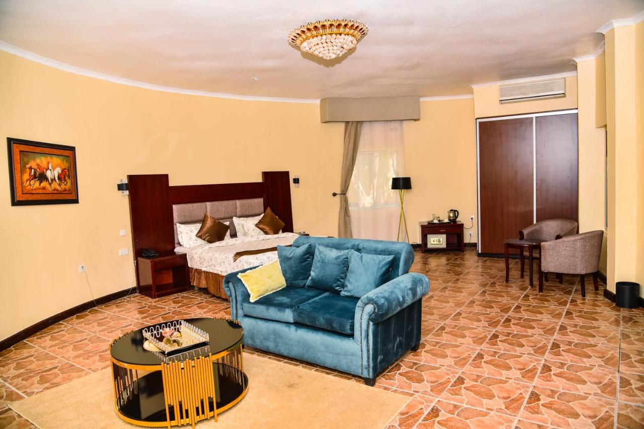 Chamba Valley Exotic Hotel Lusaka Dış mekan fotoğraf