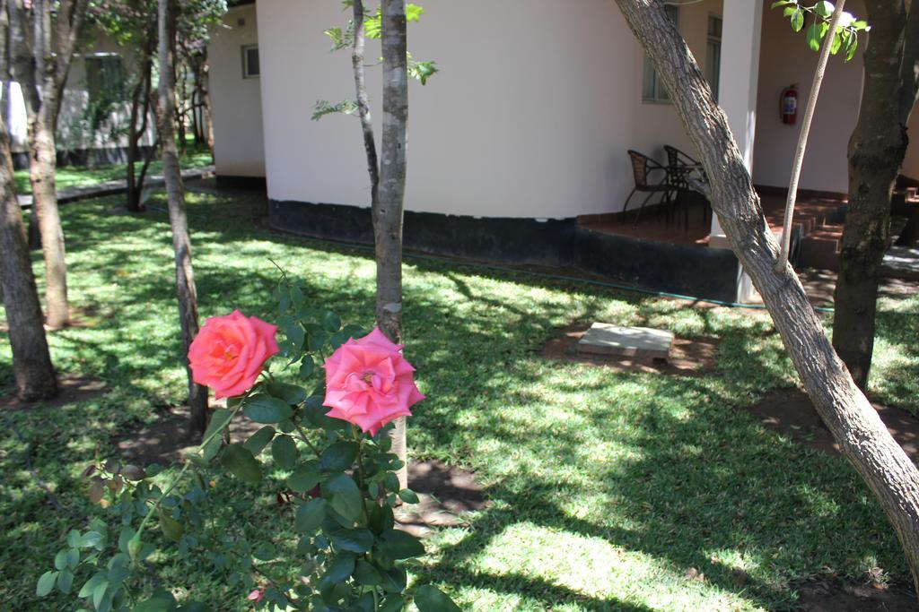 Chamba Valley Exotic Hotel Lusaka Dış mekan fotoğraf